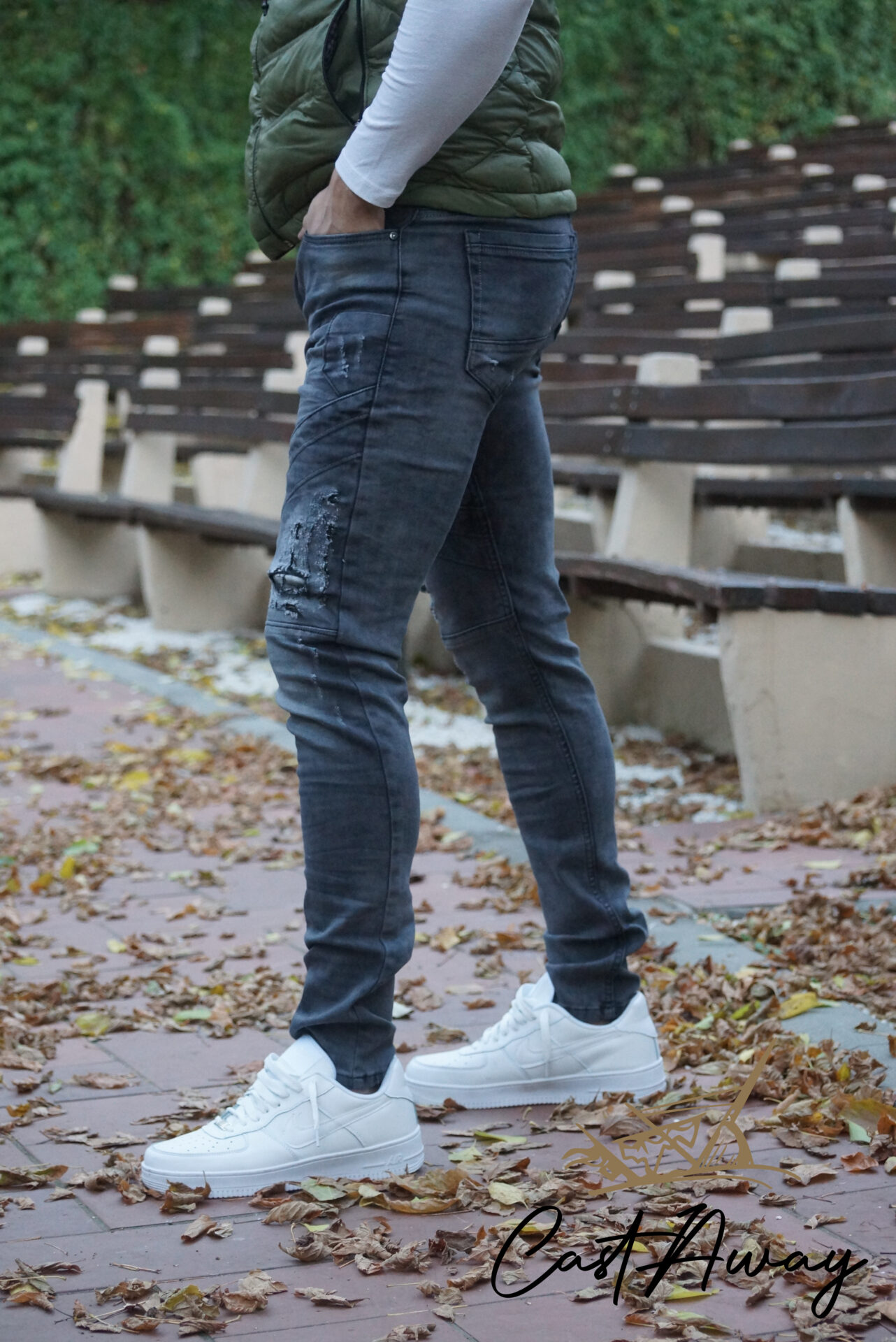 DSC09607.jpg Muske Farmerke Sive Pocepane